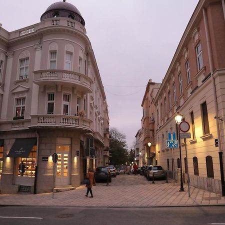 Petars Apartment Белград Экстерьер фото